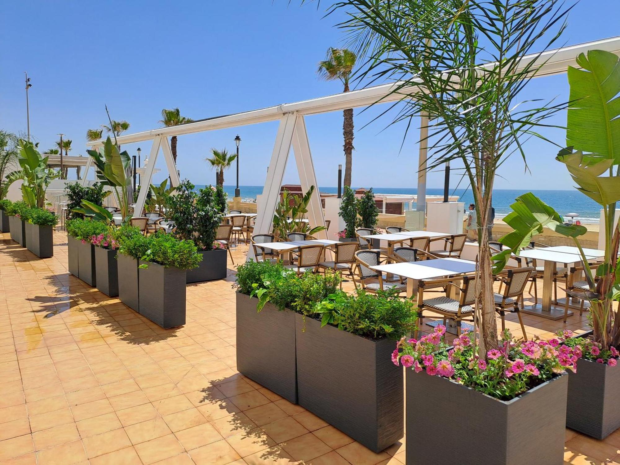 Hotel Vertice Chipiona Mar Exterior foto